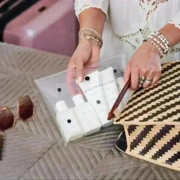 NEW ~ONIERO SUNCHASER 5 PIECE TRAVEL KIT ~ ❤️ - Picture 5 of 11